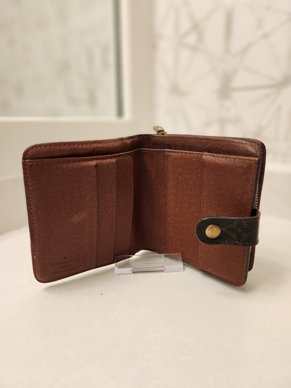 Louis Vuitton Monogram Canvas Zip Compact Wallet - Picture 3 of 13
